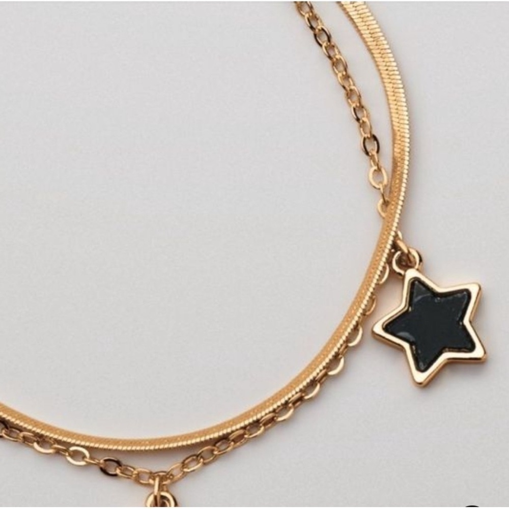 Gold and Black Star Necklace Set - Picture 2 of 3